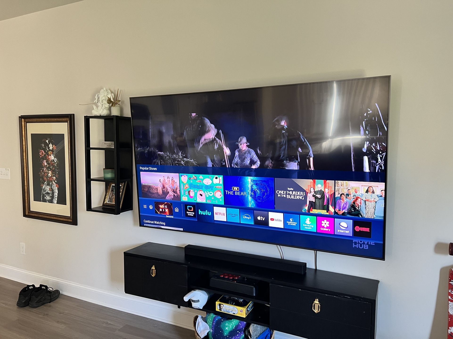 85” Samsung Tv W/ Wall Mount