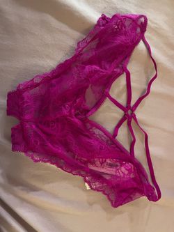 Victoria's Secret Very Sexy Lace Strappy Crotchless Cheeky Panty