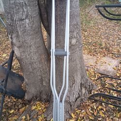 Crutches Adult 