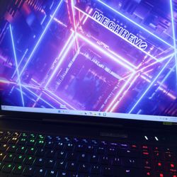 4090 Liquid Cool Gaming Laptop i9-13900HX / RTX 4090 (Full Power) / 32GB DDR5 / 1TB SSD / 17.3” 2.5K 240Hz