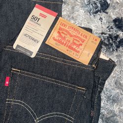 New With Tags Levi’s $40