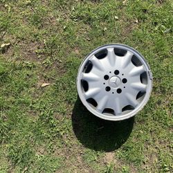 Mercedes E320 16in Rims And Wheels X4
