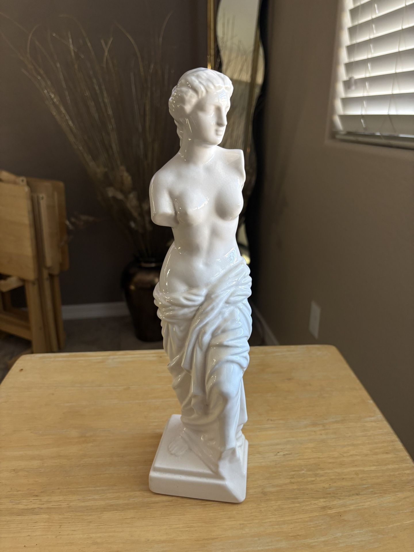 Vintage Venus de Milo Statue