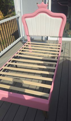 Frame with LED Lights and Crown Headboard