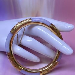 14K Jade Bangle Lavender