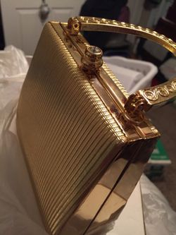 Beautiful purse ..new . 👜👛👜🎒