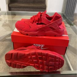 Nike (Hearache) Size 5y