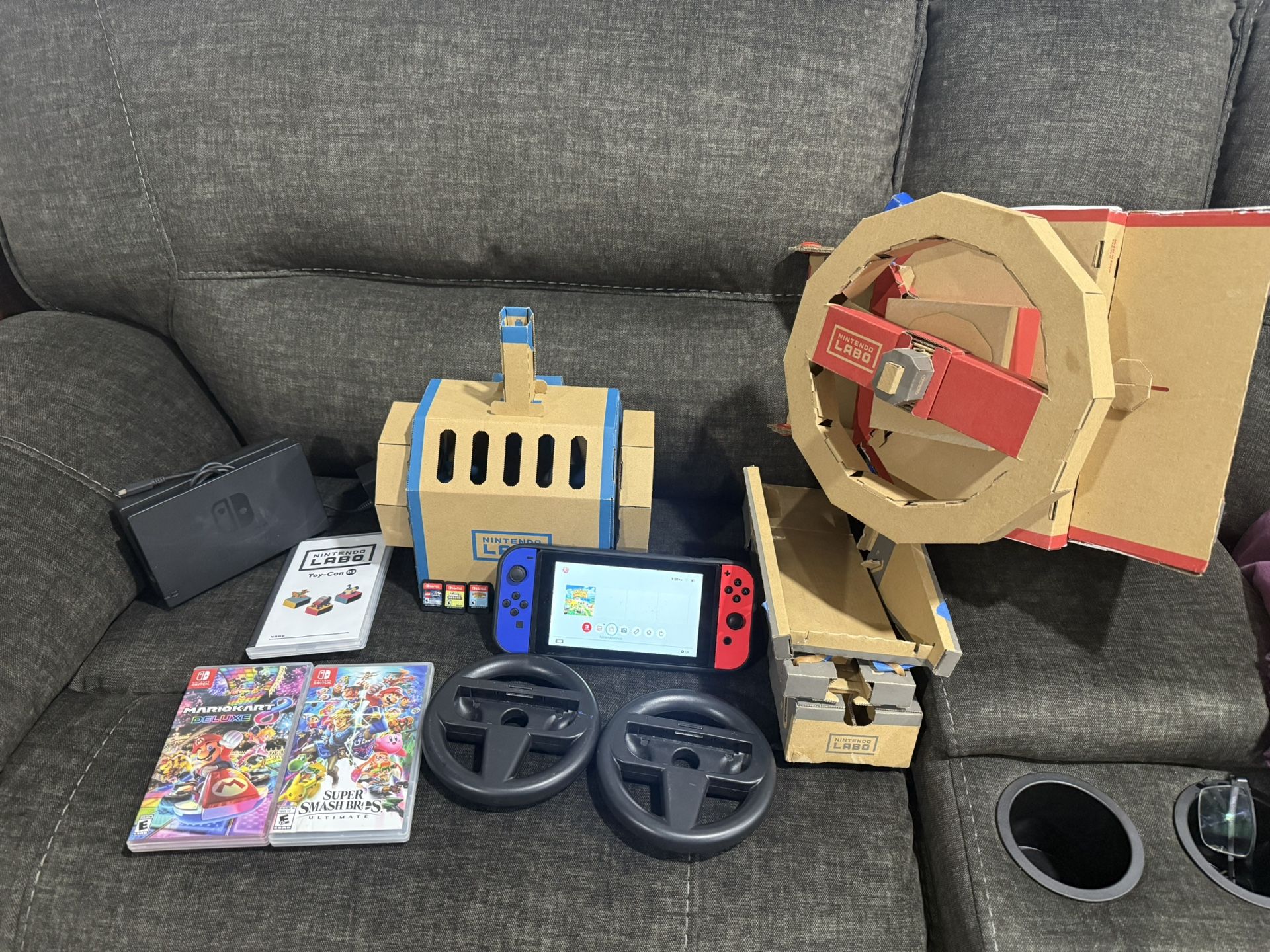 Nintendo Switch V1 Case Charger Dock Games