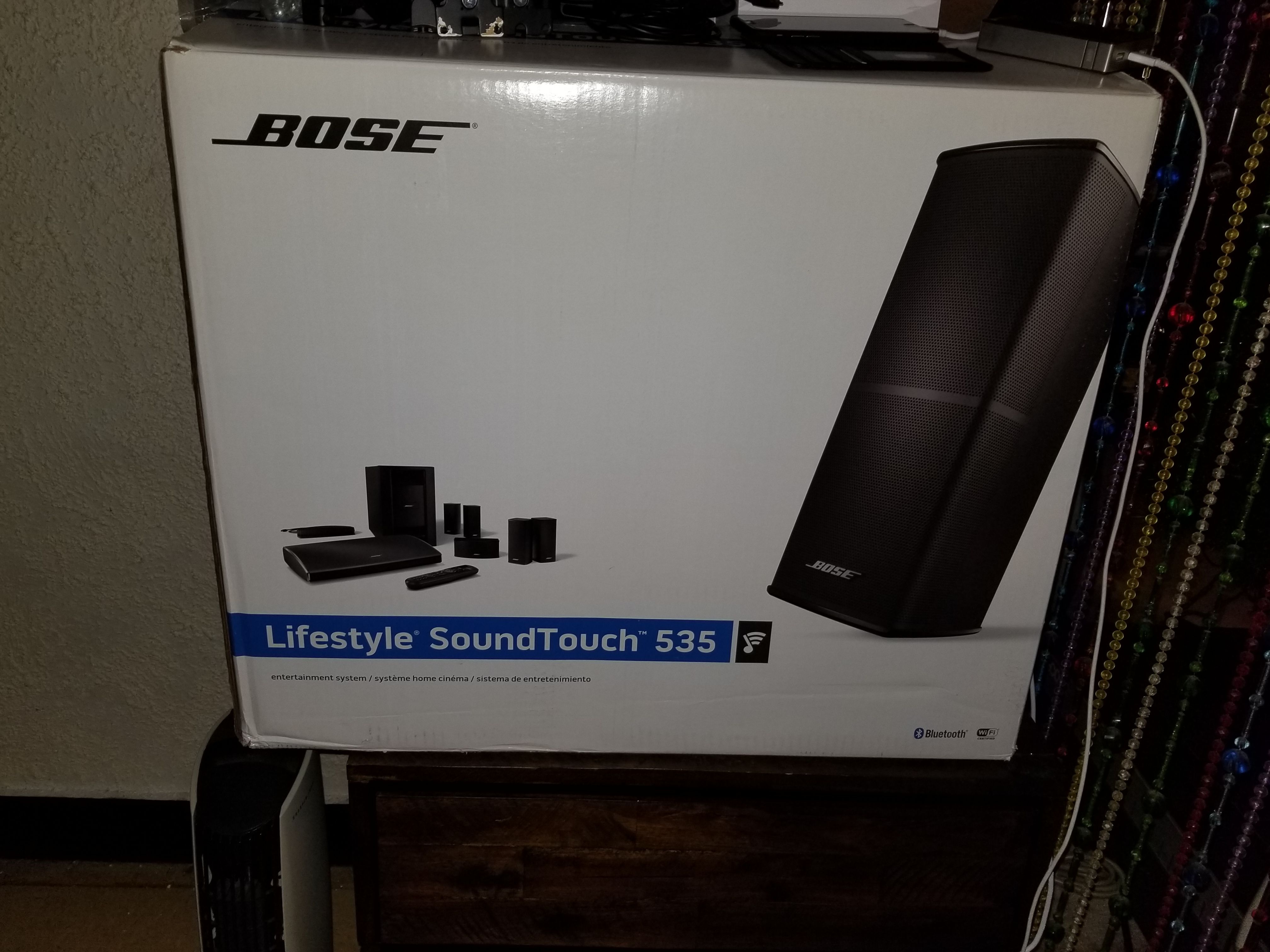BOSE Lifestyle SoundTouch 535 with Wall Mounts and Floor Stands