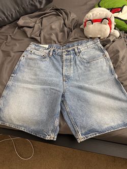 ZARA Jean Shorts Size 34