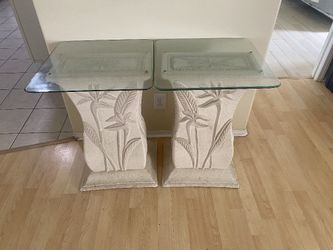2 X 28"x 20" End Table and 15"X 17" X 48" Coffee Table