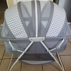 Dream On Me Portable Bassinet