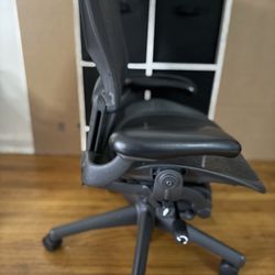 Aeron Chair 