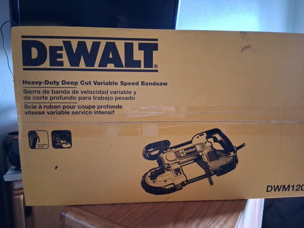 Dewalt Saw