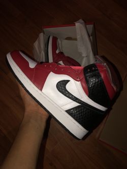 Jordan 1 Satin Snake Skin