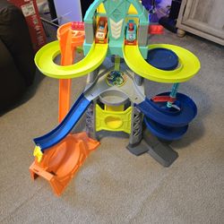 Fisher-price Race Track