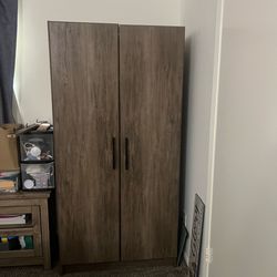 Small closet brown