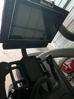 Nordic track s15i Treadmill 