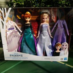 Anna And Elsa Royal Fashion Dolls