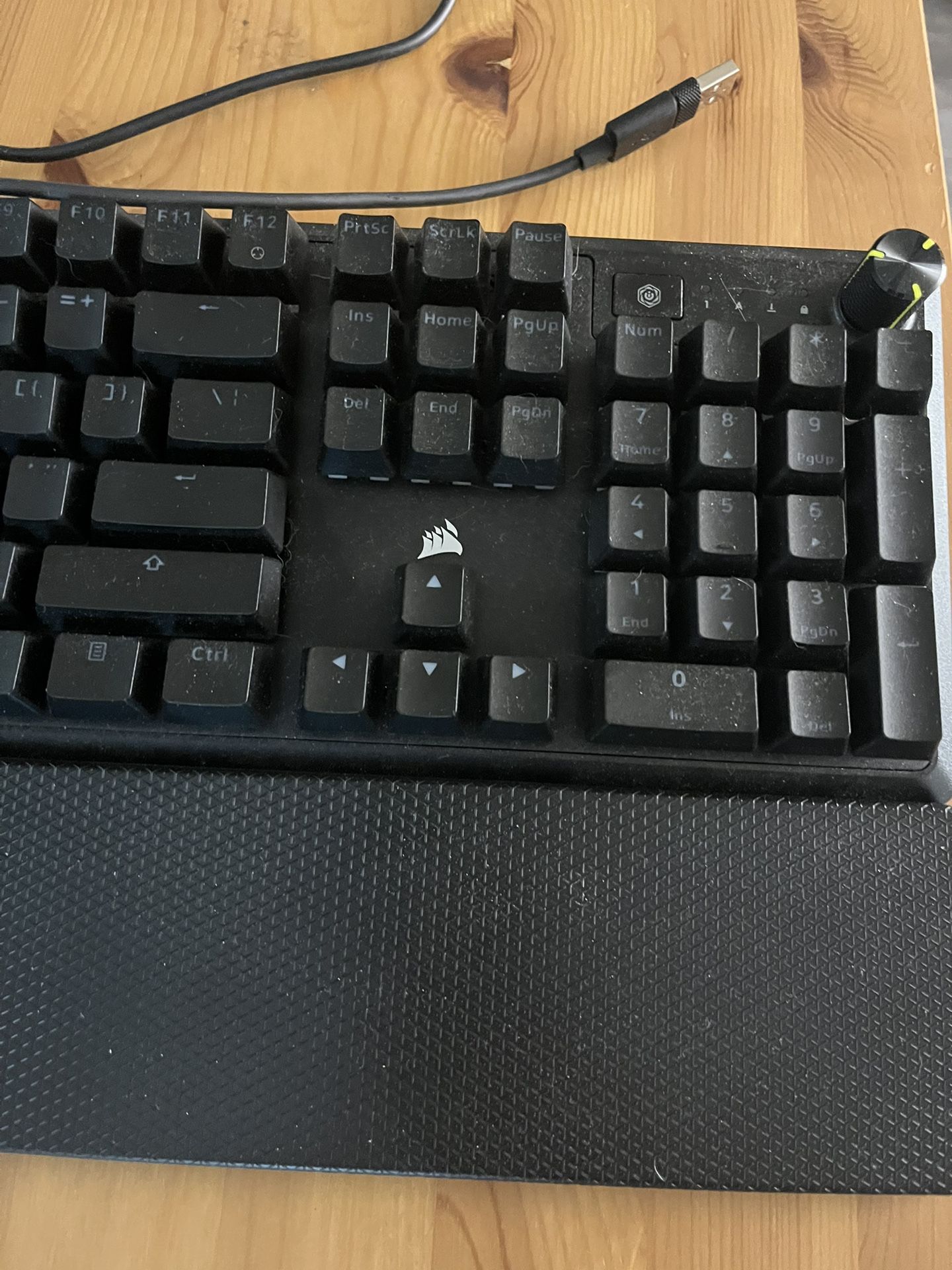 Corsair K70 Core RGB Mechanical Keyboard With Magnetic Wrist Rest