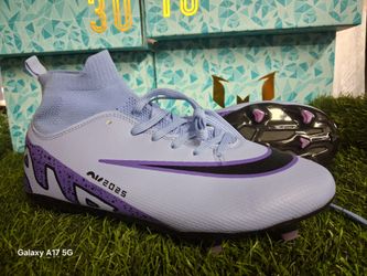 Soccer cleats us size 9.5