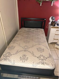 Twin Bed Mattress Included  | Cama Twin Para Niños