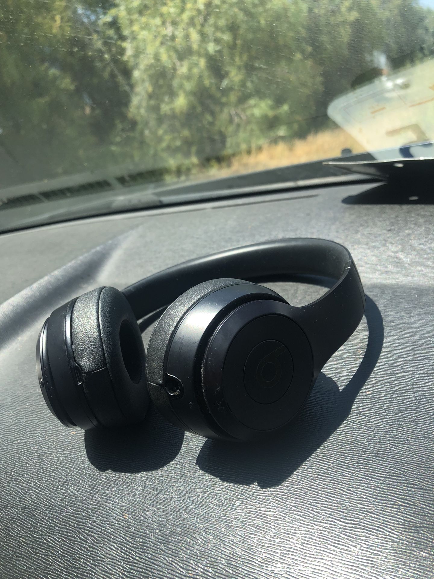 Solo 3 Beats