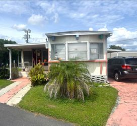 MOBILE HOME FOR SALE $5500!! 55+ COMMUNITY!