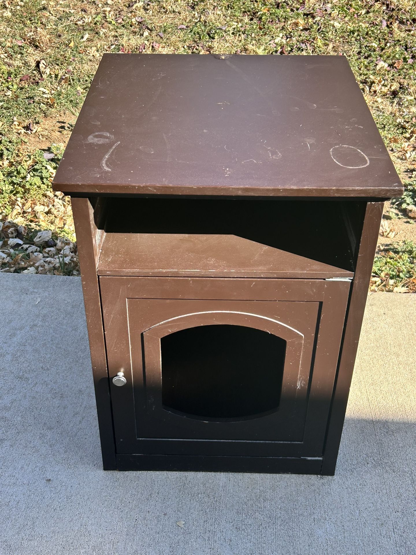 Cat Litter Hideaway Cabinet