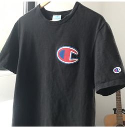 Vintage Champion T-shirt Size Medium, Black