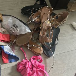 FREE Woman’s Clothes