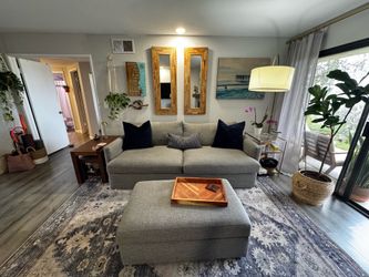 Sofa + Ottoman