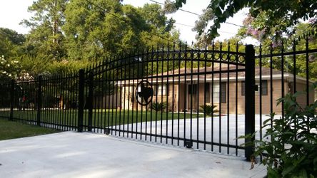 Custom gate