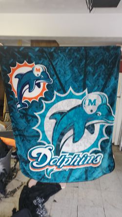 Dolphin throw blanket