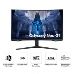 32" Odyssey Neo G7 4K UHD 165Hz 1ms(GTG) Quantum HDR2000 Curved Gaming Monitor