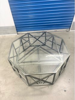 Ashley furniture Octagon coffee table with glass top