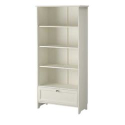 Modern White Bookshelf – Excellent Condition!