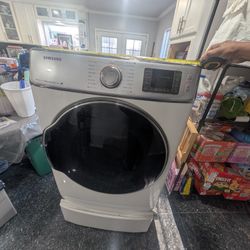 Samsung XL 9.5 Cf Natural Gas Dryer Model D:56H9100GW