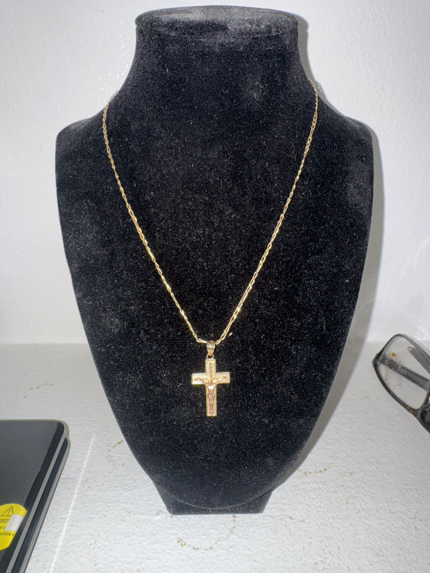 14k Gold 16” Chain + Cross Pendant