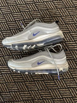 Nike tennis shoes