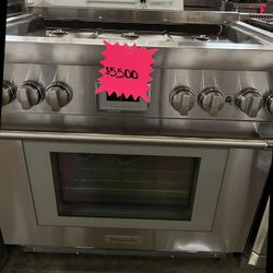 Thermador Stainless Steel 30 Inch Built In Stove 5M58