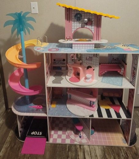 LoL Surprise OMG Fashion House