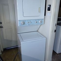 Kenmore 24 Inch Stackable Washer/Dryer Combo