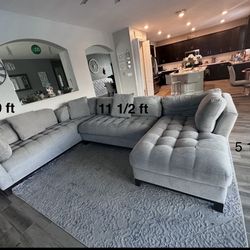Sectional Couch 