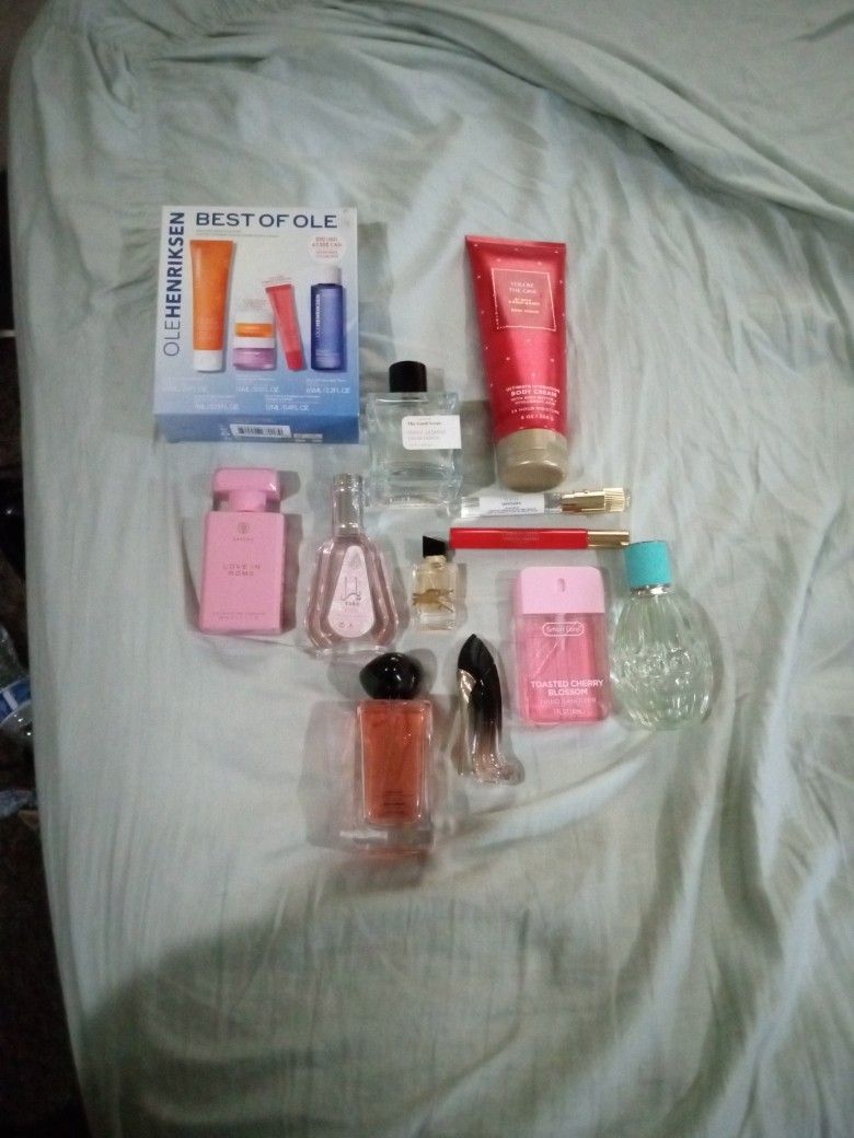 Travel Size Perfume Full Size Perfume Lotion Skin Care Kits And Hand Sanitizer Great Deal And Smells Delicious