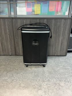 Ativa Paper Shredder on wheels