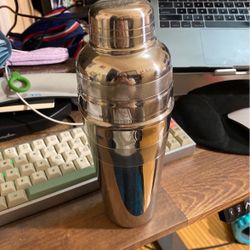 Cocktail mixer
