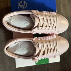 NEW❗️Tory Burch Pink Ruffle Leather Sneaker 💗 Size 6.5