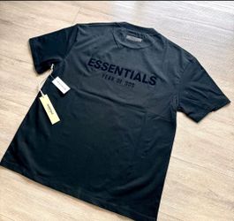 Essentials shirt Stretch limo black Size M 100% Authentic