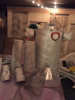 Halloween costumes/party supplies